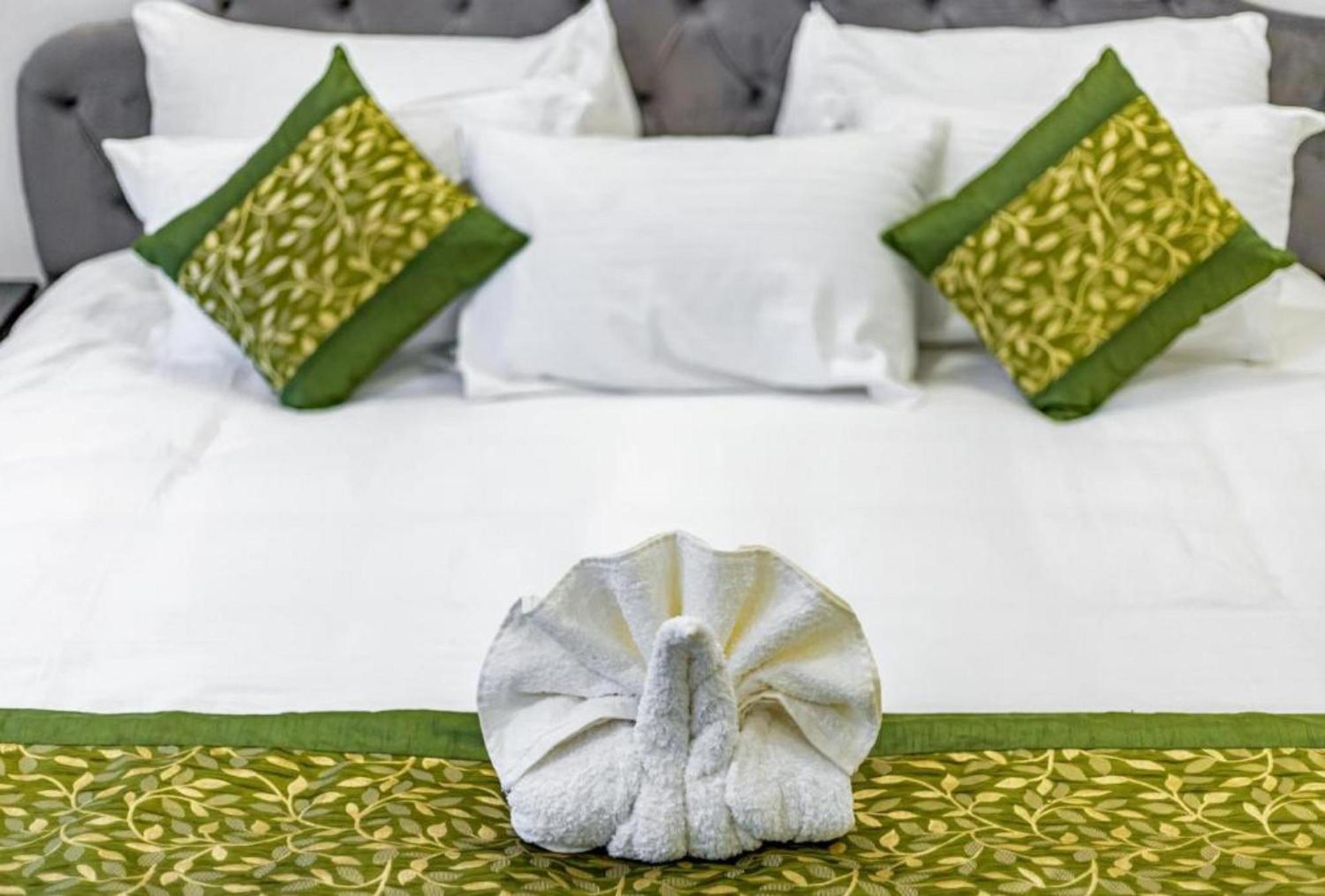 Hotel Mayur At Cr Park New Delhi Eksteriør bilde